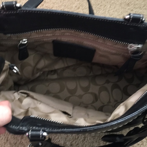 Coach Handbag - Picture 2 of 2